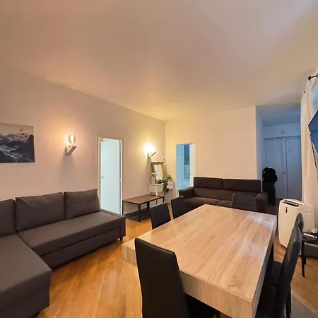 2 Bedroom Apartment-8p-madeleine With Netflix Apartment