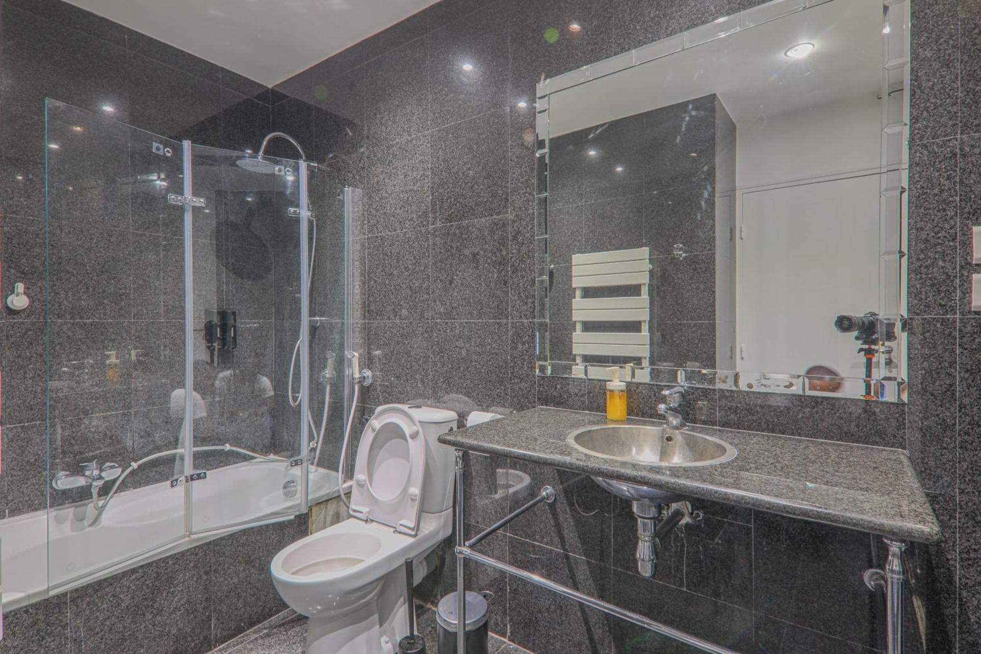 Appartamento 2 Bedroom Apartment-8p-madeleine With Netflix *